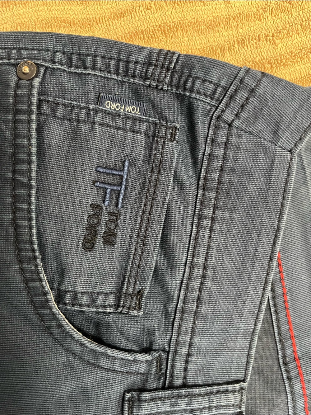 Tom Ford Men's Dark Blue Jeans, Measure 39x30 - Picture 8 of 16